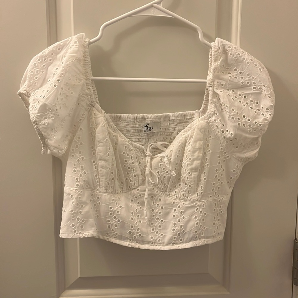hollister white eyelid puff sleeve with tie